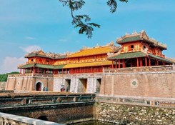 Tour: BUS HOI AN - HUE