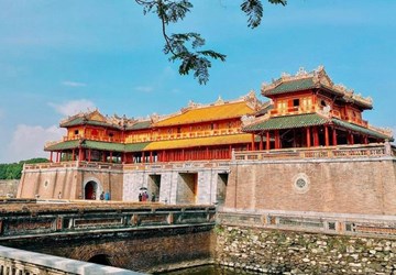 Tour: BUS HOI AN - HUE
