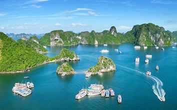 Tour: HA LONG BAY DELUXE ONE DAY