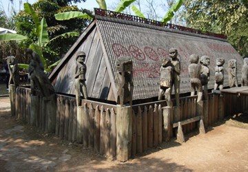 Tour: CITY TOUR WITH ETHNOLOGY MUSEUM